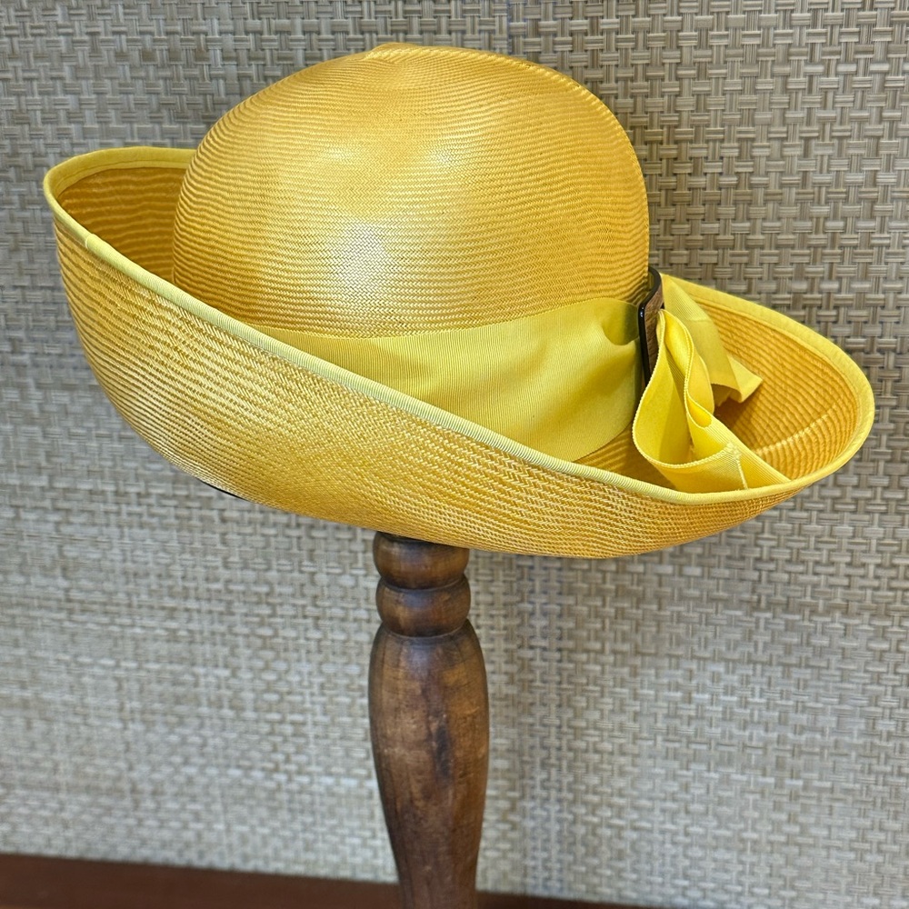 🌟2xHP🌟VTG 1950s-60s Canary Yellow Parasisal Fine Straw Boater Hat by The May Co. - Picture 3 of 12